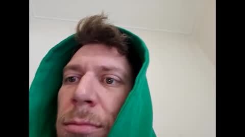 bigcaramel18 online show from 10-05-25, 05:28