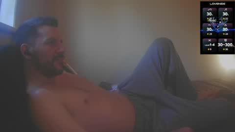 Snapshot of bigcawwwk chatting on 06-28-26, 09:32 Jon - Im Straight online show from 06-28-26, 09:32