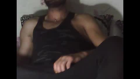 Snapshot of bigcock977654 chatting on 12-18-25, 03:56 bigcock977654 online show from 12-18-25, 03:56