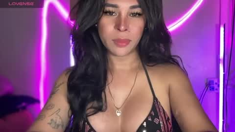 Snapshot of bigcockamanda23 chatting on 06-17-26, 04:37 queen amanda online show from 06-17-26, 04:37