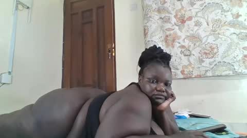 Snapshot of bigdarkass chatting on 06-13-26, 09:07 VIOLET online show from 06-13-26, 09:07