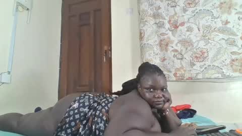 Snapshot of bigdarkass chatting on 06-20-26, 04:04 VIOLET online show from 06-20-26, 04:04