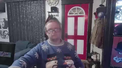 Snapshot of bigdbrillion chatting on 02-18-25, 05:09 Darryl online show from 02-18-25, 05:09