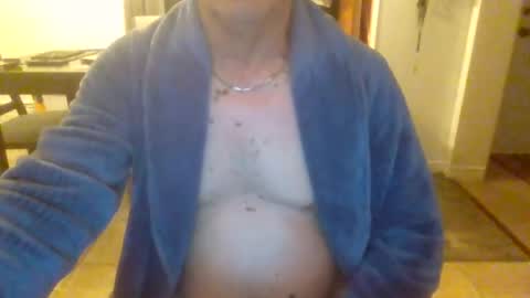 bigdeer581917471 online show from 06-16-26, 07:11