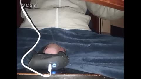 Snapshot of bigdick666cm chatting on 12-27-24, 03:20 Big online show from 12-27-24, 03:20