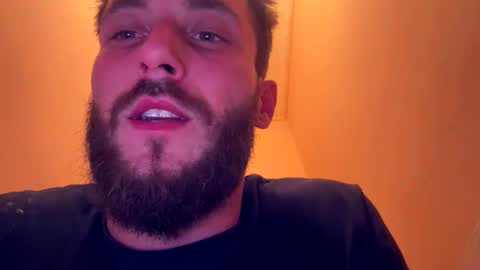 Snapshot of bigdick686268 chatting on 03-11-25, 11:15 Pac Man Sex online show from 03-11-25, 11:15