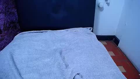 Snapshot of bigg_boobs_xxx chatting on 10-11-25, 08:46 Sunny online show from 10-11-25, 08:46