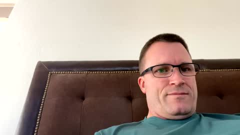 bigger22332233 online show from 12-30-24, 09:50