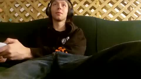 biggestboiiii online show from 11-09-25, 01:48