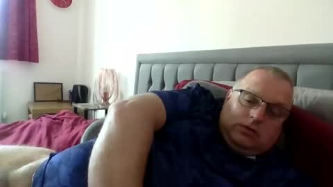 bigguy2014 online show from 05-05-26, 02:25