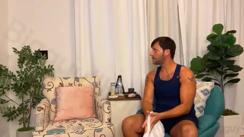 LILLI  MATT online show from 10-20-25, 11:05