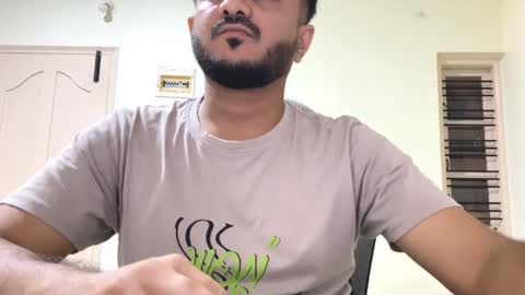 Snapshot of bighandsomesatisfy chatting on 11-02-25, 02:19 bighandsomesatisfy online show from 11-02-25, 02:19