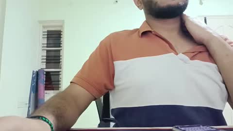 Snapshot of bighandsomesatisfy chatting on 11-04-25, 06:18 bighandsomesatisfy online show from 11-04-25, 06:18