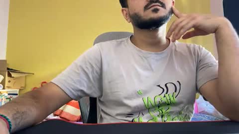 Snapshot of bighandsomesatisfy chatting on 02-14-26, 07:49 bighandsomesatisfy online show from 02-14-26, 07:49