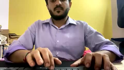 Snapshot of bighandsomesatisfy chatting on 02-19-26, 04:25 bighandsomesatisfy online show from 02-19-26, 04:25