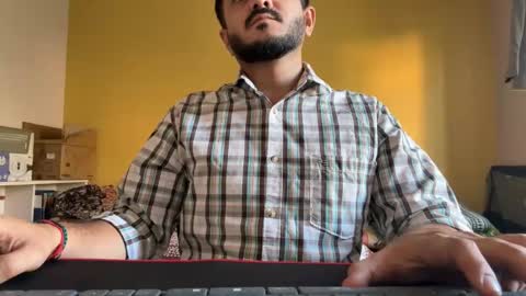 Snapshot of bighandsomesatisfy chatting on 04-07-26, 11:54 bighandsomesatisfy online show from 04-07-26, 11:54