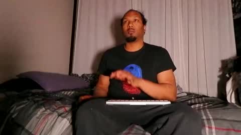 Snapshot of bighardcock989 chatting on 01-26-25, 11:50 bighardcock989 online show from 01-26-25, 11:50