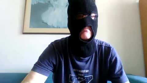 Snapshot of bigincherhot chatting on 04-14-26, 10:21 bigincherhot online show from 04-14-26, 10:21