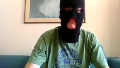Snapshot of bigincherhot chatting on 04-21-26, 09:15 bigincherhot online show from 04-21-26, 09:15