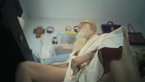 bigjeff01 online show from 01-15-26, 03:16