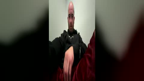 Snapshot of bigjon50eldi chatting on 06-17-26, 02:25 bigjon50eldi online show from 06-17-26, 02:25