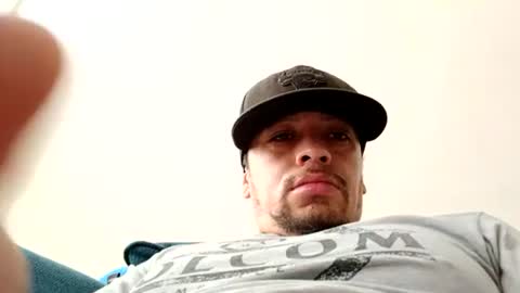 biglatinochorizo online show from 01-11-25, 08:10