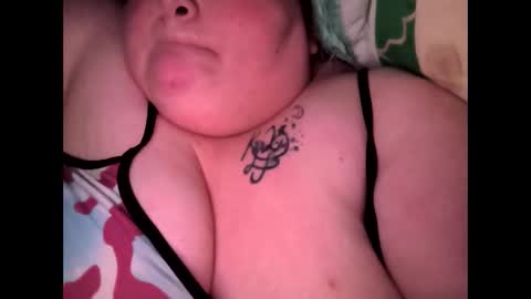 Snapshot of bigmama91 chatting on 11-06-25, 04:35 bigmama91 online show from 11-06-25, 04:35