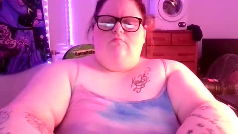 Snapshot of bigmama91 chatting on 02-16-26, 05:42 bigmama91 online show from 02-16-26, 05:42