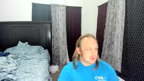 bigmike20129020 online show from 10-05-25, 08:12