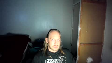 Snapshot of bigmike20129020 chatting on 05-11-26, 08:31 bigmike20129020 online show from 05-11-26, 08:31