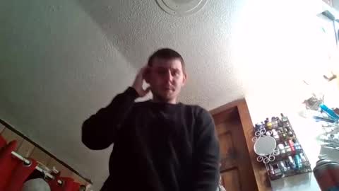 Snapshot of bigmike5702 chatting on 10-29-25, 11:34 casper617 online show from 10-29-25, 11:34