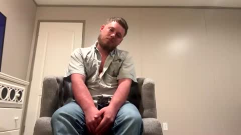 Snapshot of bigmike606420 chatting on 06-28-26, 04:40 Bigmike online show from 06-28-26, 04:40
