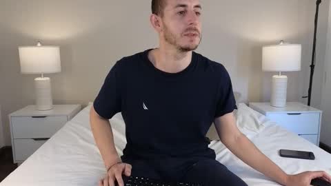 Snapshot of bigonehott chatting on 03-05-25, 07:38 online show from 03-05-25, 07:38