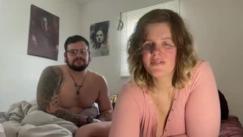 mamaandpapapump online show from 02-03-25, 04:52