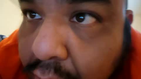 Snapshot of bigpapaver chatting on 02-15-25, 08:01 bigpapaver online show from 02-15-25, 08:01