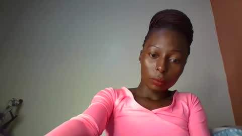 Snapshot of bigpussy_girl chatting on 01-04-25, 12:27 abi online show from 01-04-25, 12:27