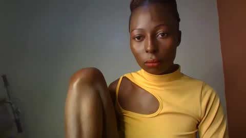 Snapshot of bigpussy_girl chatting on 01-05-25, 01:56 abi online show from 01-05-25, 01:56