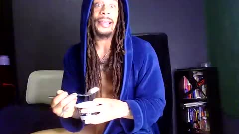 Snapshot of bigpussypump chatting on 03-10-25, 08:37 bigpussypump online show from 03-10-25, 08:37