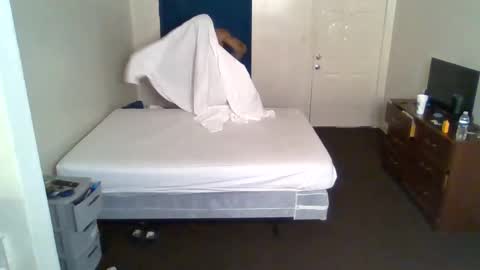 Snapshot of bigpussypump chatting on 09-12-25, 12:22 bigpussypump online show from 09-12-25, 12:22