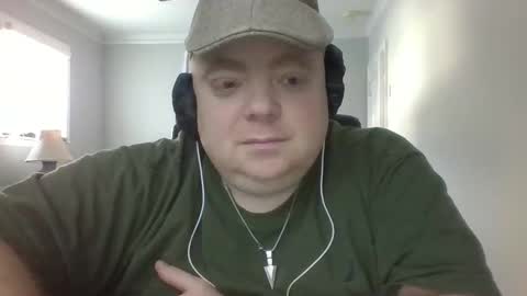 Snapshot of bigred_nyc chatting on 01-27-25, 06:09 Big Red online show from 01-27-25, 06:09