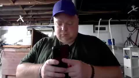 Big Red online show from 05-27-26, 04:20