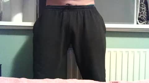 Snapshot of bigrocket1983 chatting on 12-30-24, 10:23 bigcock anal dirtytalk online show from 12-30-24, 10:23