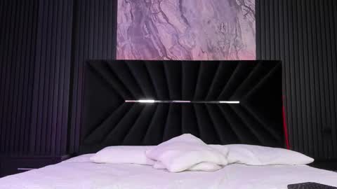 Zayra online show from 09-24-25, 05:11