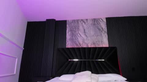 Zayra online show from 09-27-25, 07:02