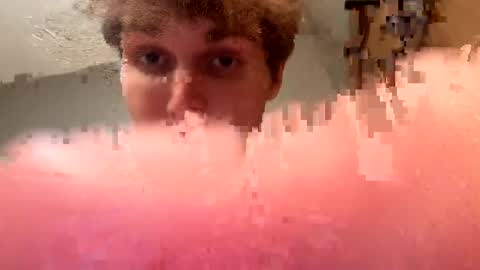 Snapshot of bigskinnyboyshh chatting on 12-25-24, 05:16 bigskinnyboyshh online show from 12-25-24, 05:16