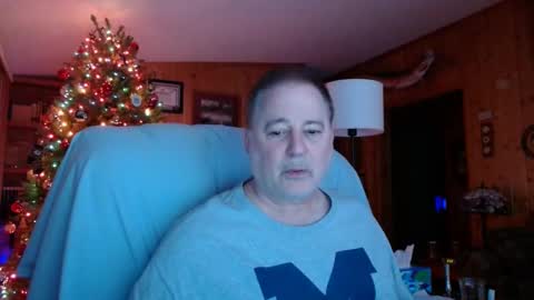 Snapshot of bigthicksatisfying2 chatting on 12-22-24, 07:22 bigthicksatisfying2 online show from 12-22-24, 07:22