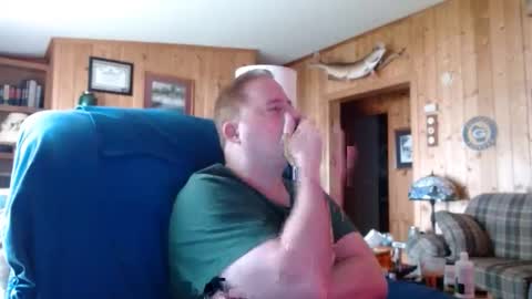 Snapshot of bigthicksatisfying2 chatting on 10-19-25, 08:31 bigthicksatisfying2 online show from 10-19-25, 08:31