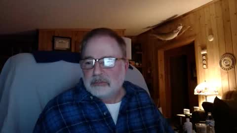 Snapshot of bigthicksatisfying2 chatting on 03-22-26, 05:33 bigthicksatisfying2 online show from 03-22-26, 05:33