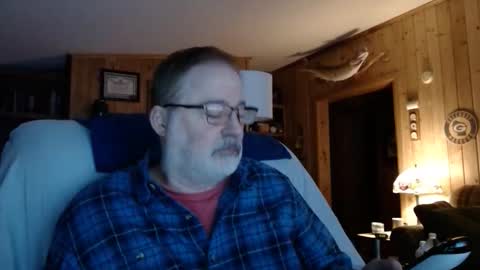 Snapshot of bigthicksatisfying2 chatting on 03-26-26, 12:28 bigthicksatisfying2 online show from 03-26-26, 12:28