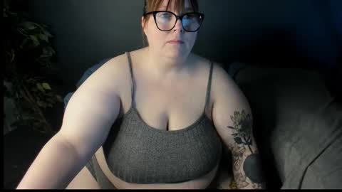 Snapshot of bigtittybbw chatting on 03-01-26, 05:59 bigtittybbw online show from 03-01-26, 05:59